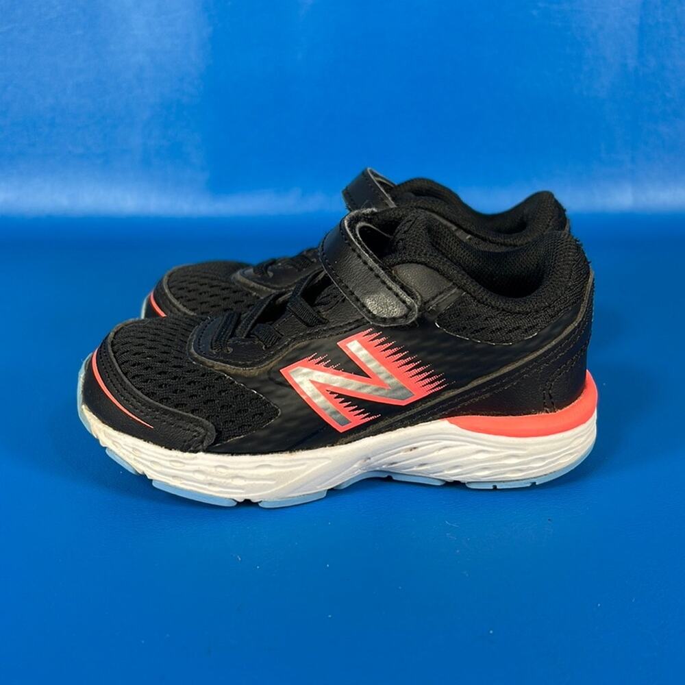 New Balance Kid's 680v6 - Bungee - Black/Red/Blue - 6.5